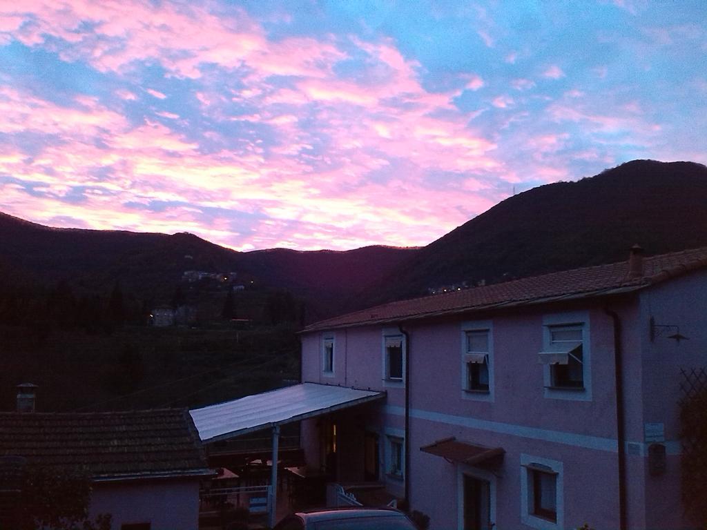 Agriturismo Locanda Del Papa La Spezia Exterior foto