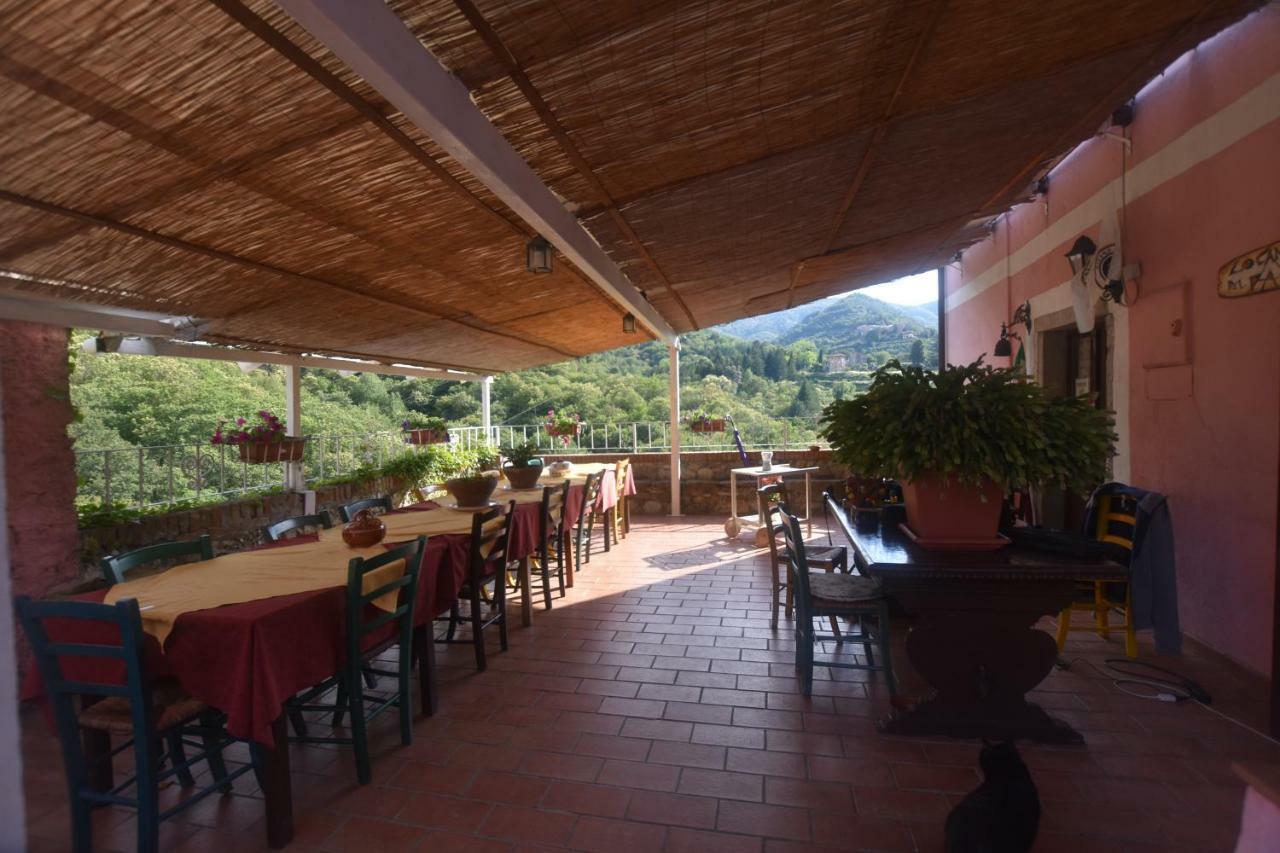 Agriturismo Locanda Del Papa La Spezia Exterior foto